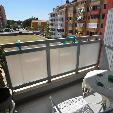 Апартаменты Cozy Loft Ровинь